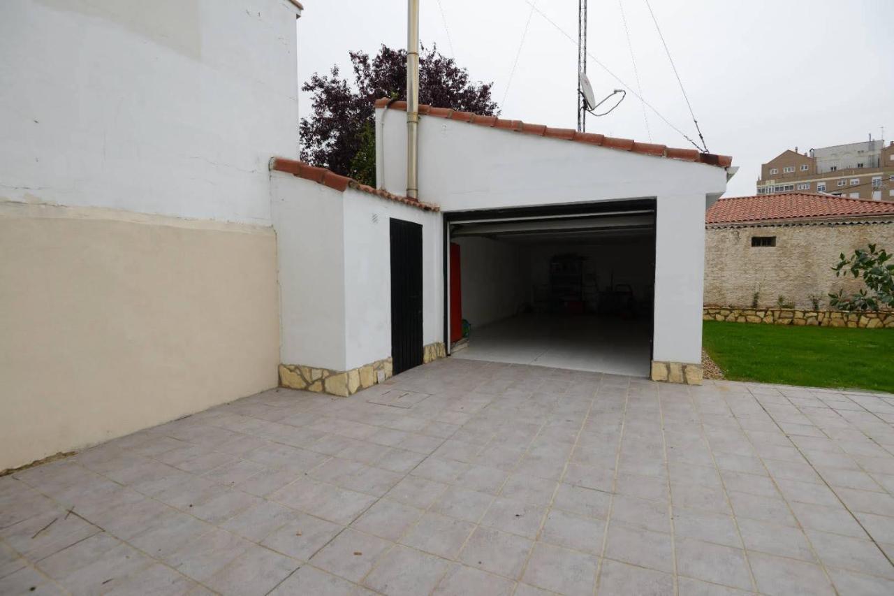 Willa Housing Leon Casa Con Jardin Zewnętrze zdjęcie